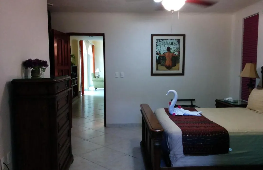 Casa Beard, Spacious Guest House With High Speed Wifi & Pool.-1