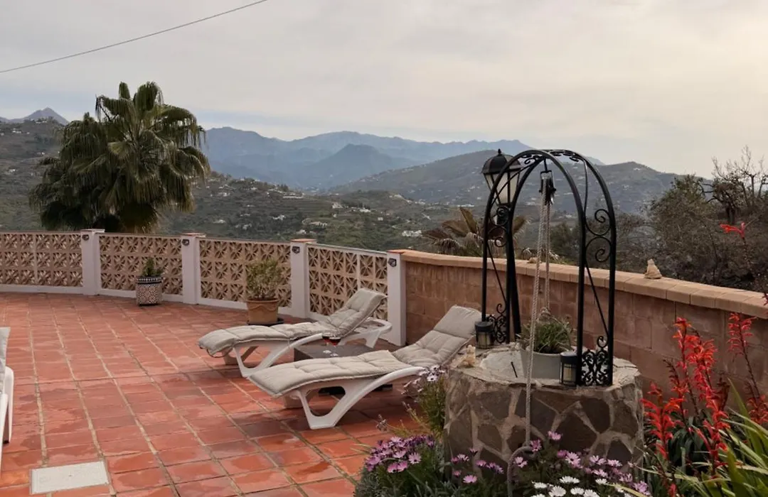 Casa rural Cristina- Piscina climatizada-1