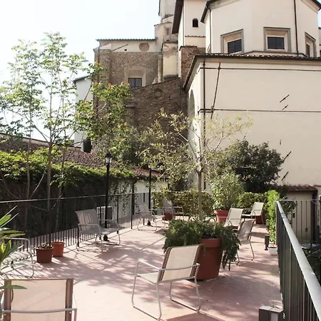Mamma Mia Suite Garden&Rooftop-3