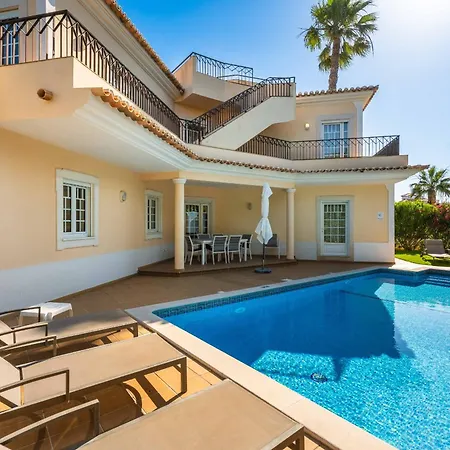 Villa Monte Das Oliveiras With Private Pool-2