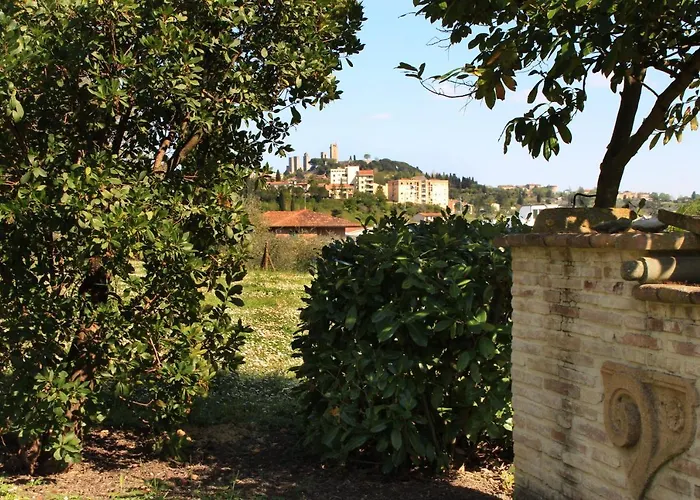 Private Villas in San Gimignano