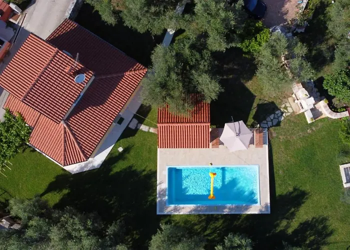 Private Villas in Brtonigla