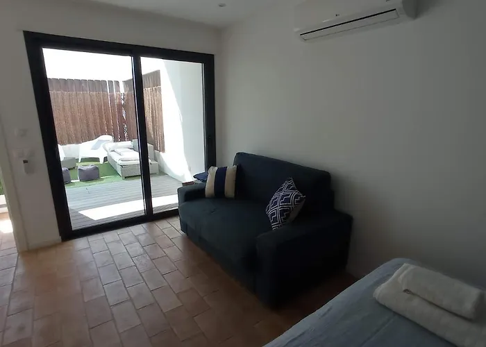 Private Villas in Santa Luzia (Tavira)