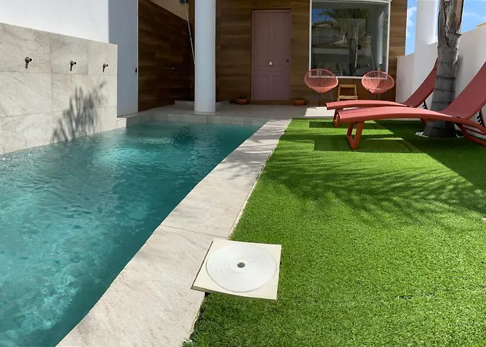 Private Villas in San Miguel De Salinas