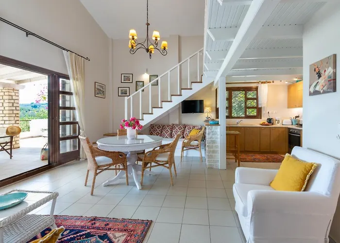 Private Villas in Gaios