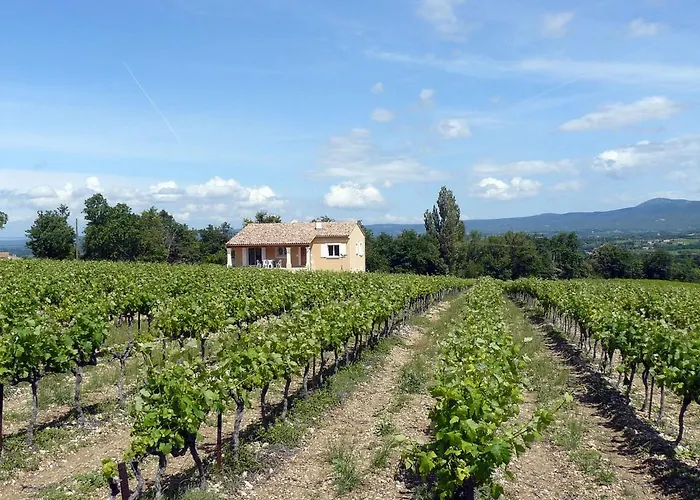 Private Villas in Valreas