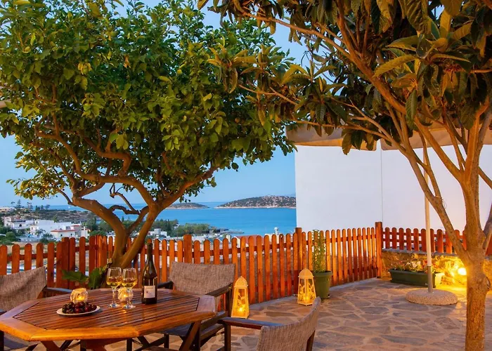 Private Villas in Agios Nikolaos (Crete)