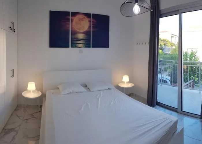 Private Villas in Lachi