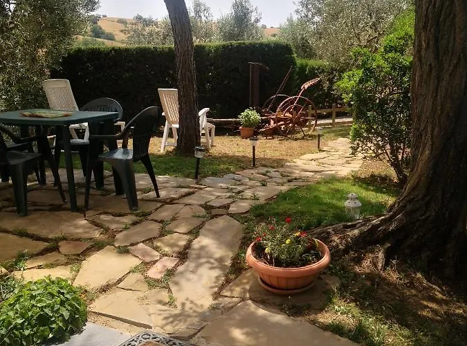 Private Villas in Magliano in Toscana