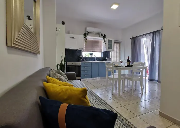 Private Villas in Agia Marina (Crete)