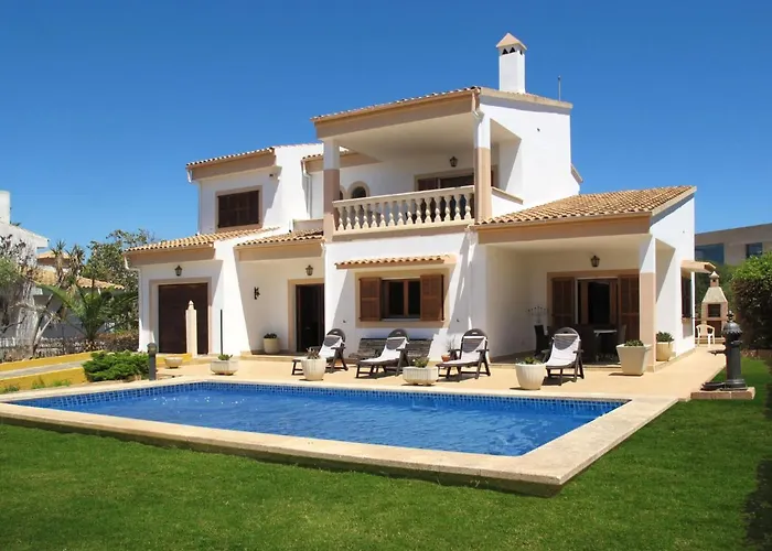 Private Villen in Sa Torre