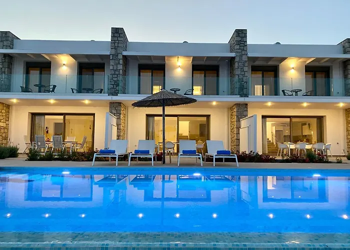 Private Villas in Gennadi