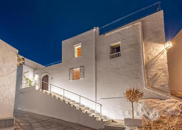 Private Villas in Lindos (Rhodes)