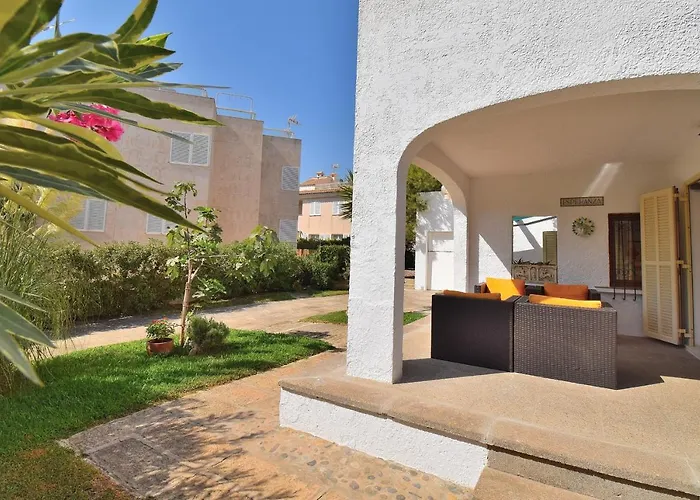 Private Villas in Playa de Muro (Mallorca)