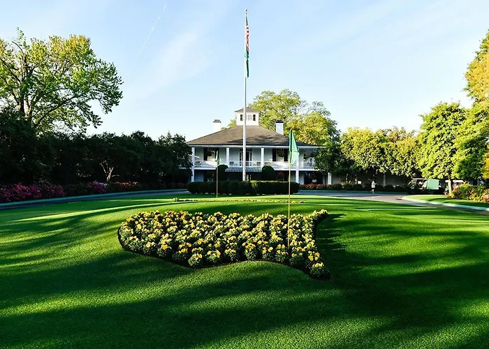 Private Villas in Augusta