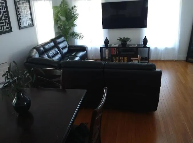 Private Villas in Cleveland