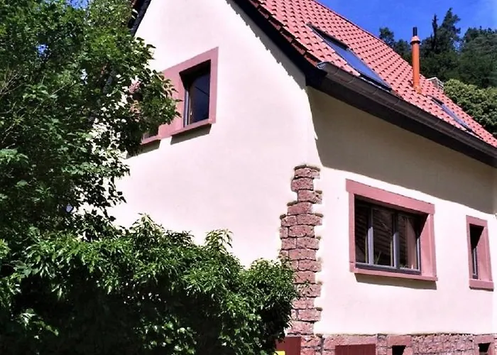 Private Villen in Sandweier