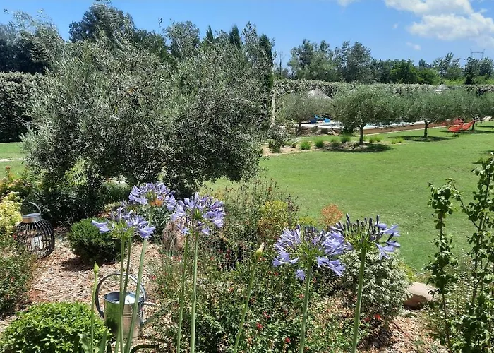 Private Villas in Graveson