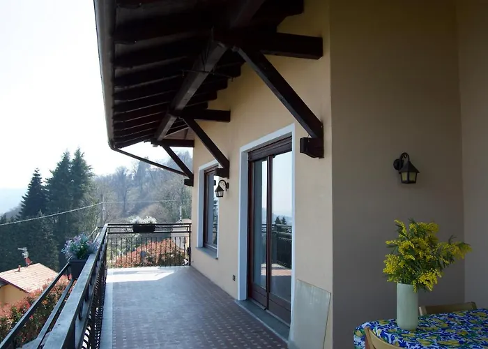 Private Villas in Stresa