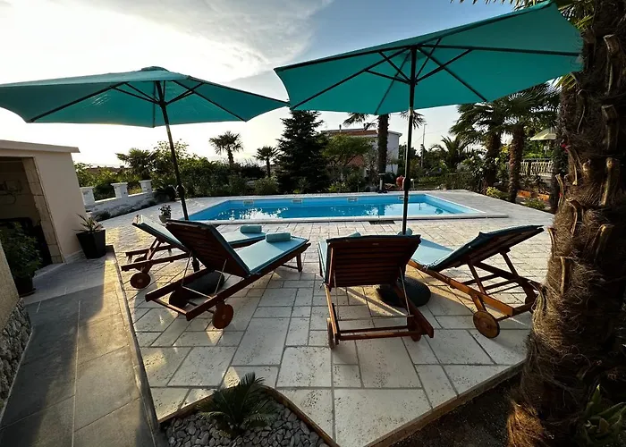 Private Villas in Malinska