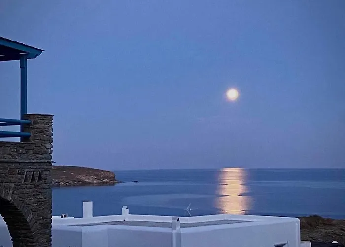 Private Villas in Agios Sostis (Tinos)