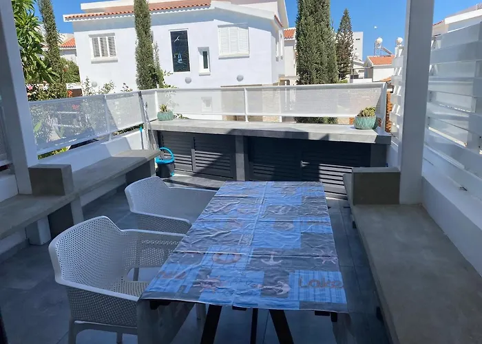 Private Villas in Protaras