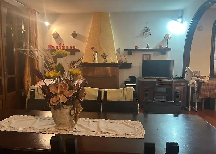 Private Villas in Corsanico-Bargecchia