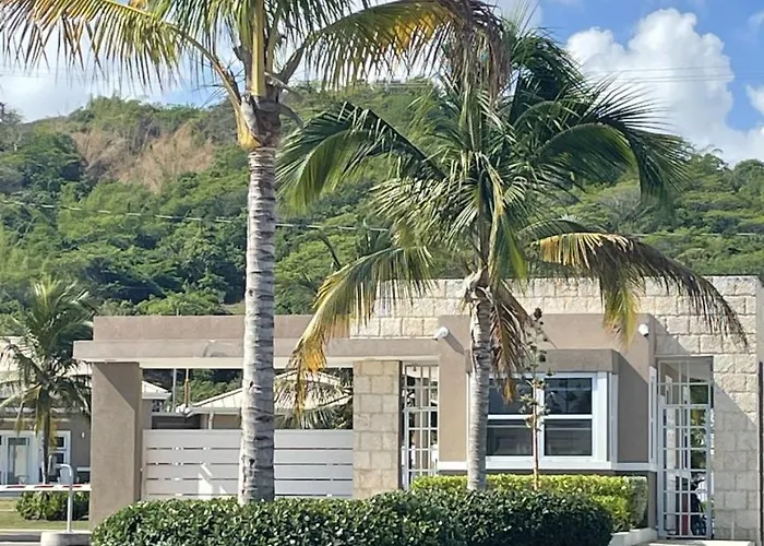 Private Villas in Woodstock