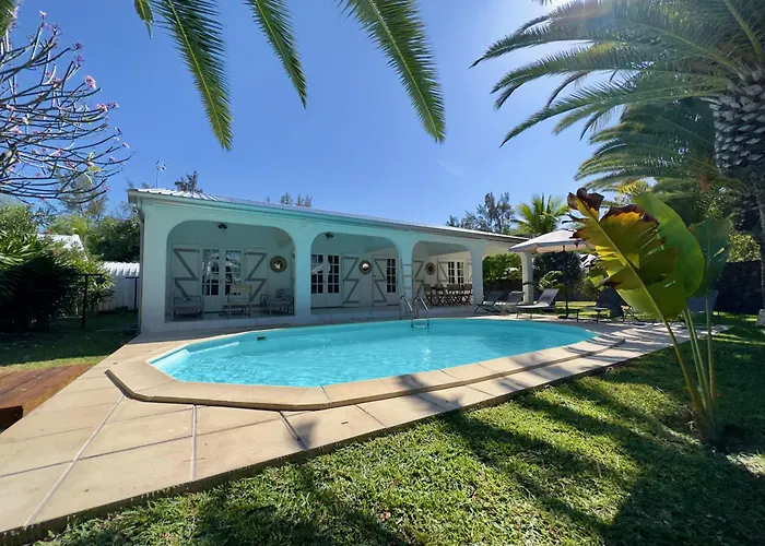 Private Villas in Saint-Gilles Les Bains