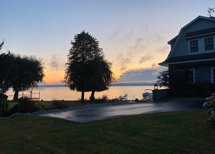 Private Villas in Saratoga Springs