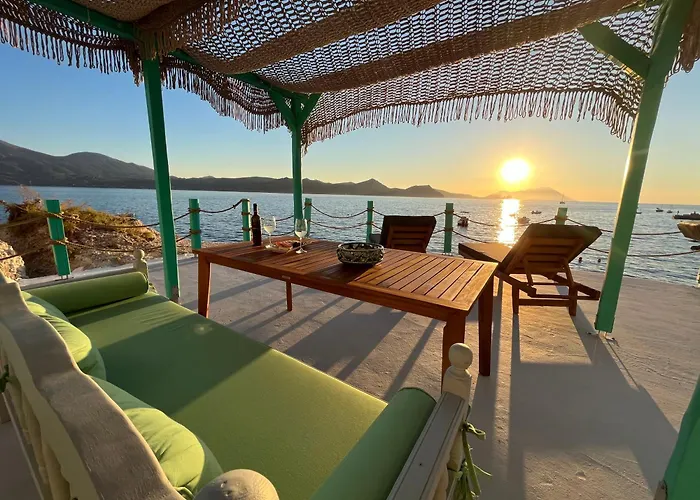 Private Villas in Klima (Milos)