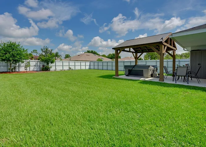 Private Villas in Sebring