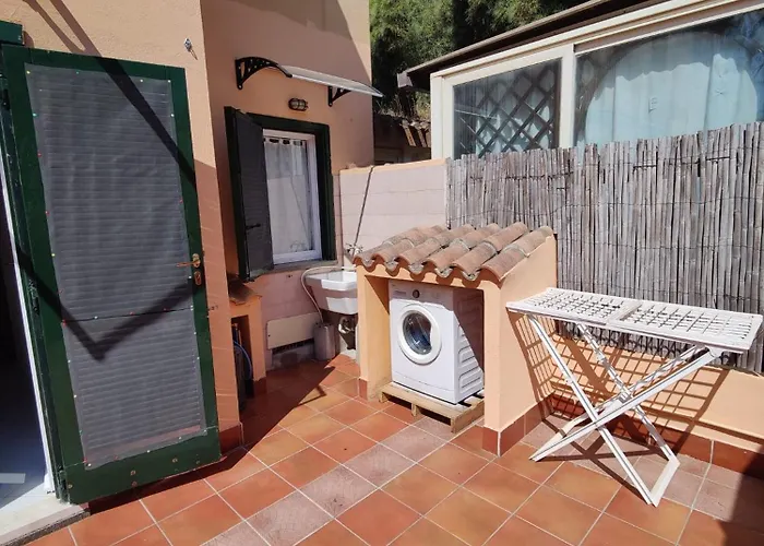 Ville private a Torre delle Stelle