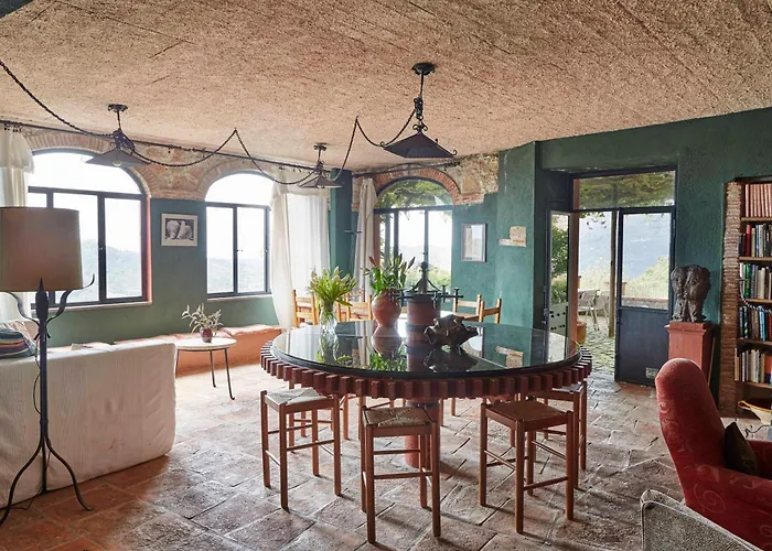 Private Villas in Camaiore