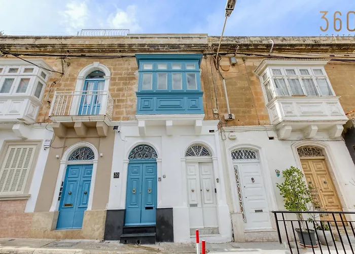 Private Villas in Saint Julian's