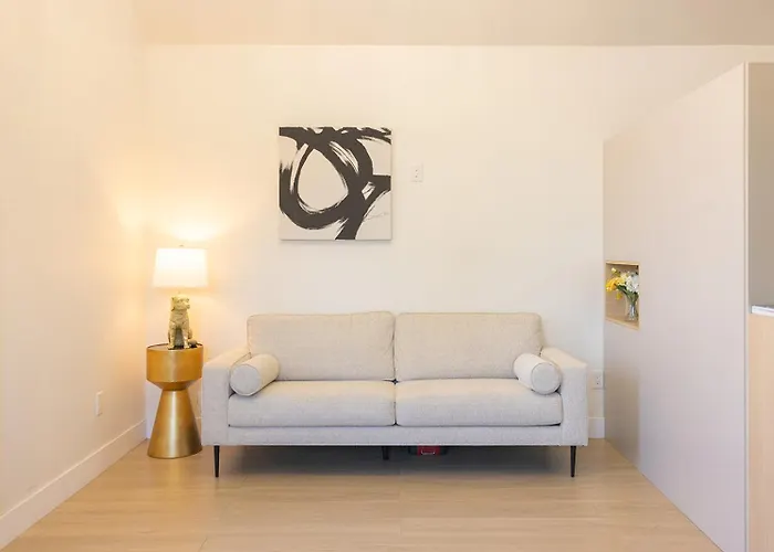 Private Villas in San Gabriel