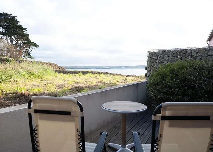 Private Villas in Carantec