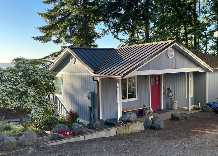 Private Villas in Vashon