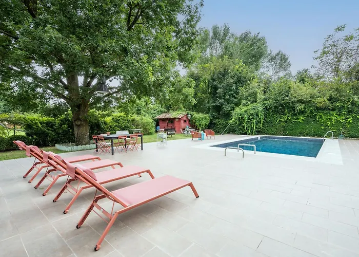 Private Villas in Moncalieri