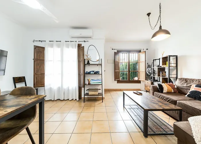 Private Villas in Dehesa de Campoamor (Orihuela Costa)