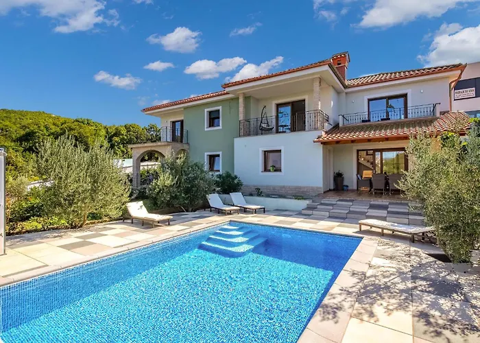 Private Villas in Kostrena