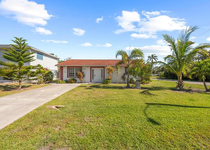 Private Villas in Bonita Springs