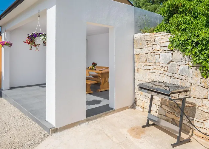 Private Villas in Rovinjsko Selo