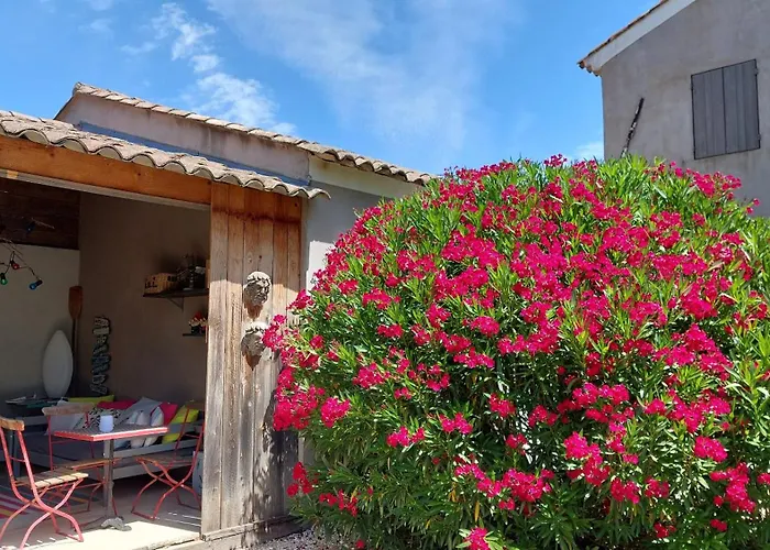Private Villas in Pernes-les-Fontaines