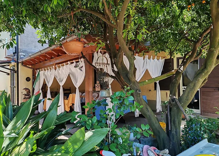 Private Villas in Lariano
