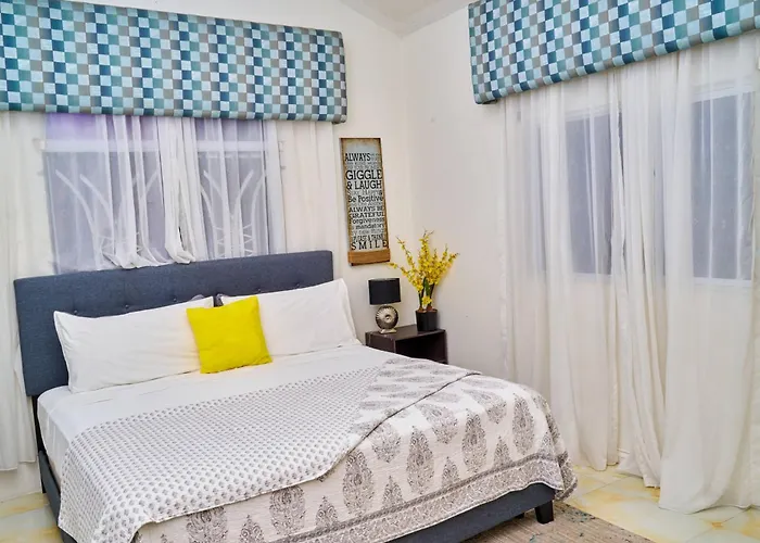 Private Villas in Sydenham