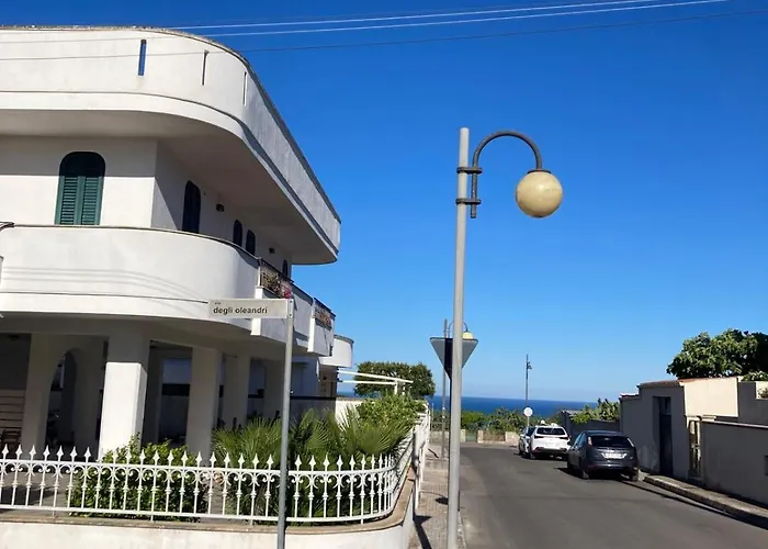 Ville private a Castro (Lecce)