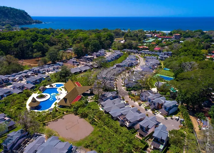 Private Villas in Jaco