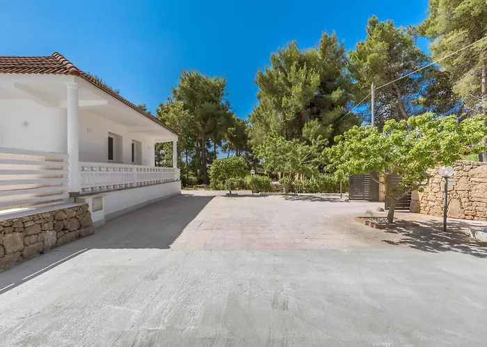 Private Villas in Maruggio
