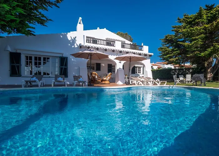 Ville private a Binibeca